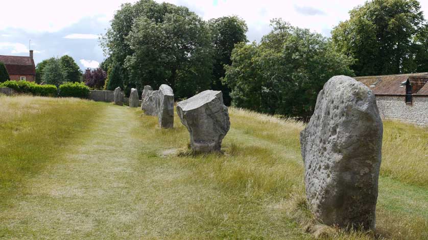 Avebury henge Avebury henge.