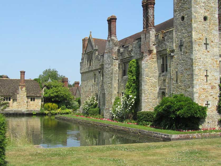 Anne Boleyn, the second wife of King Henry VIII spent her early youth here.