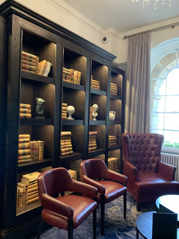 The Ensana Buxton Crescent includes a spa and wellness center.